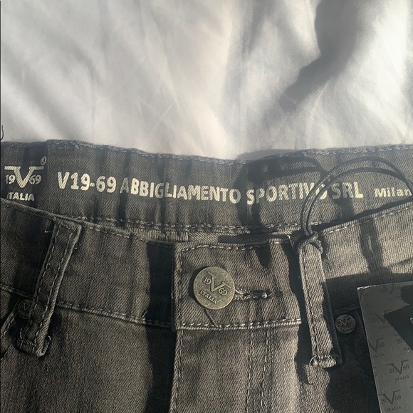 Jeans - Picture 3 of 14